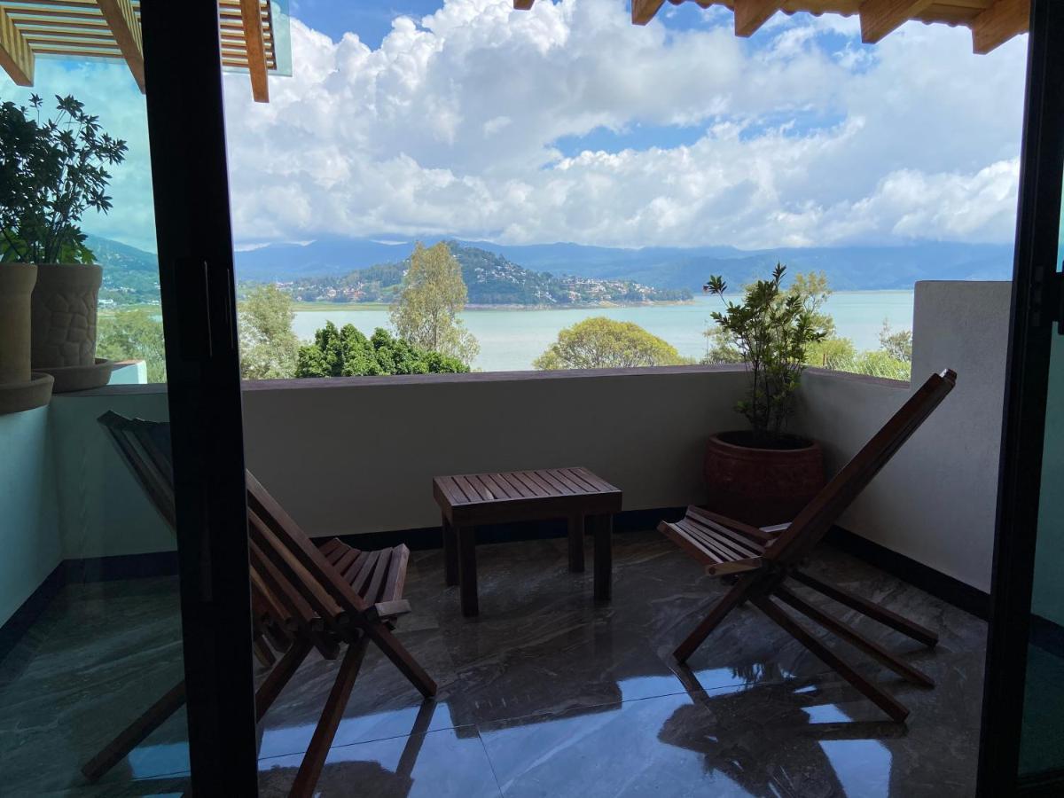 Hospedaje Anturios Valle De Bravo Buitenkant foto
