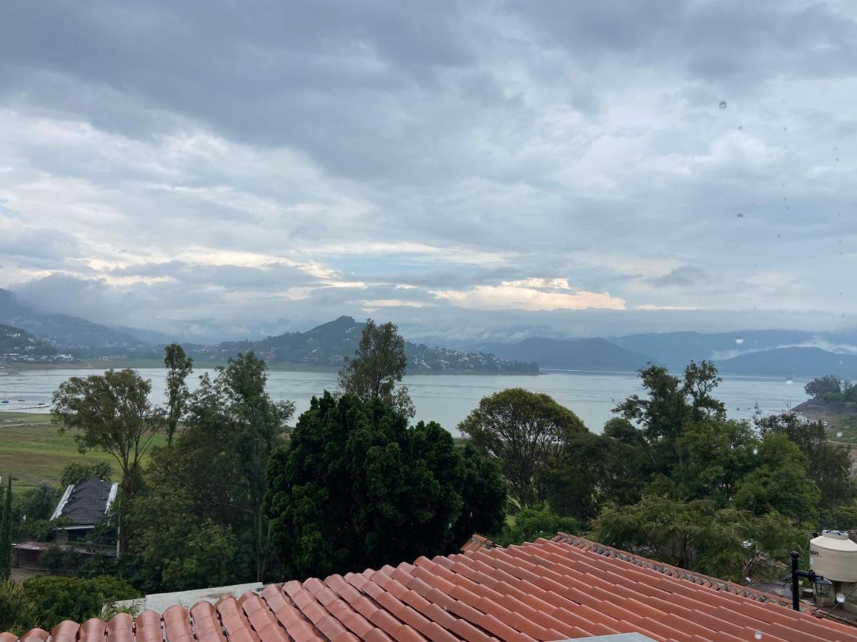 Hospedaje Anturios Valle De Bravo Buitenkant foto