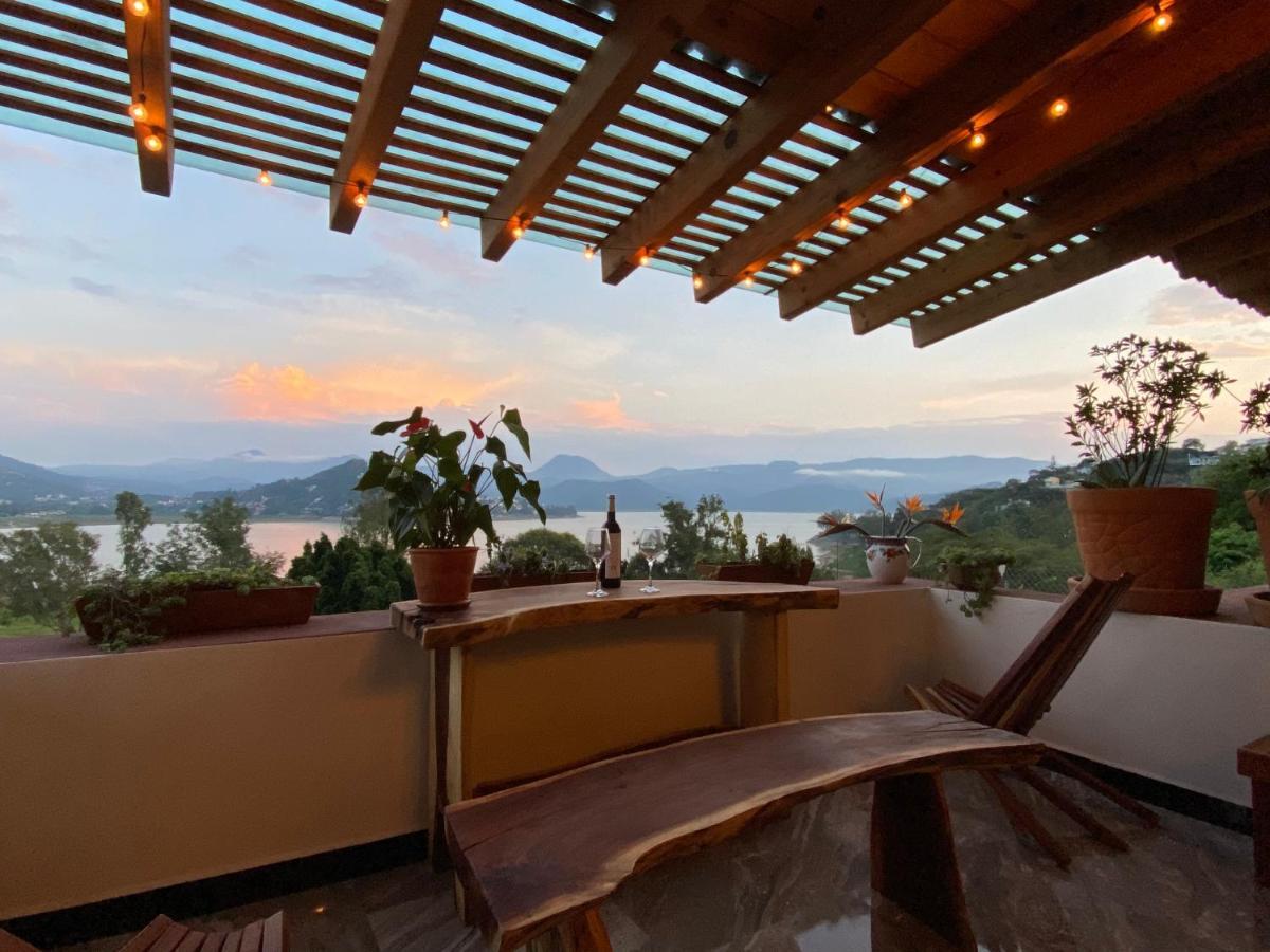 Hospedaje Anturios Valle De Bravo Buitenkant foto