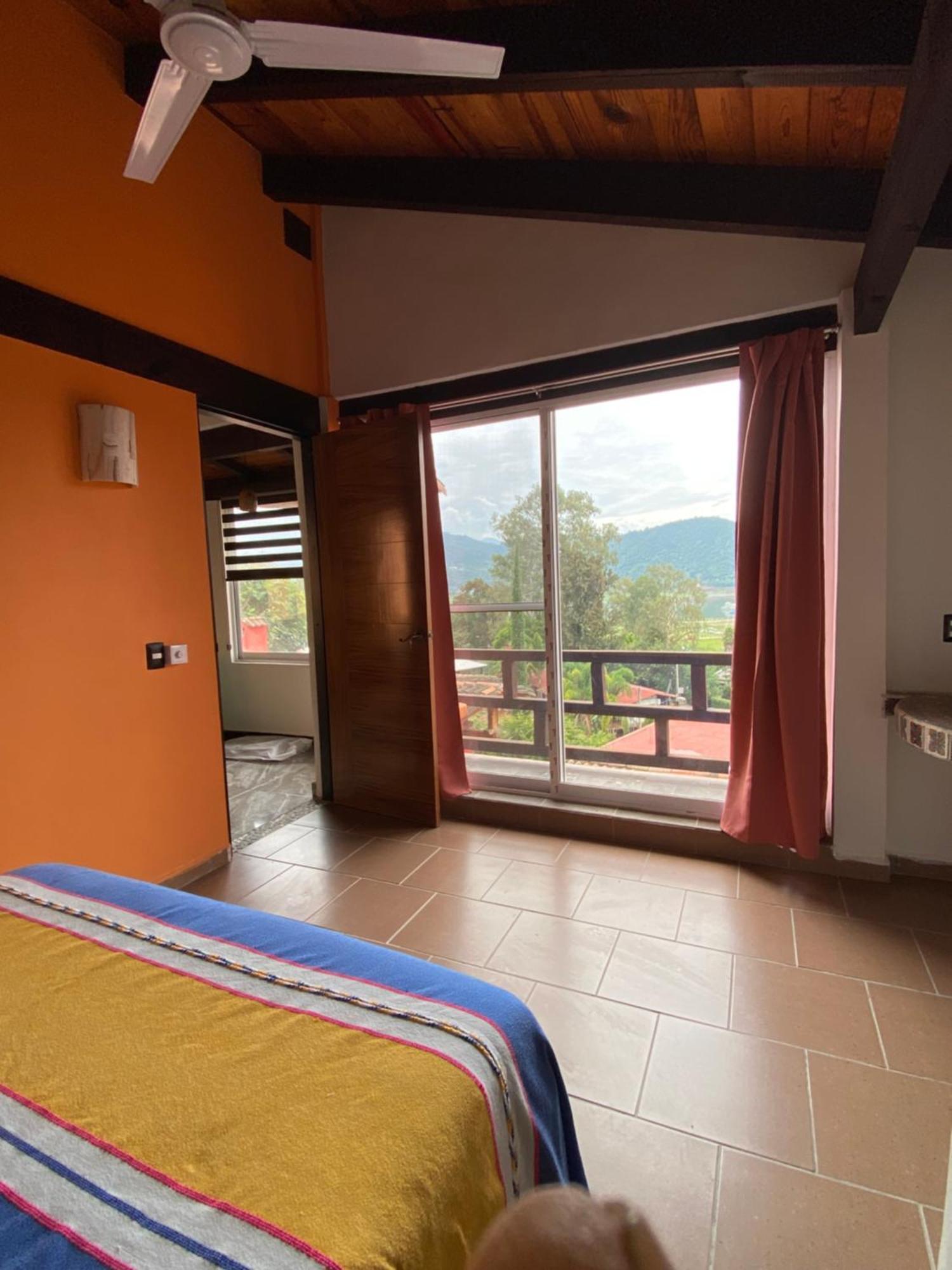 Hospedaje Anturios Valle De Bravo Buitenkant foto